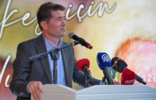 BAŞKAN KAYA’YA ‘FINDIĞA DEĞER KATANLAR ÖDÜLÜ’...