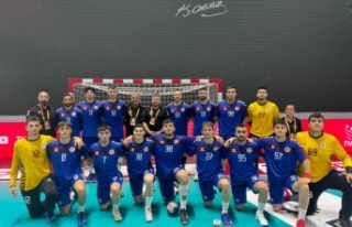 BÜYÜKŞEHİR HENTBOL TAKIMI KUPADA TUR ATLADI