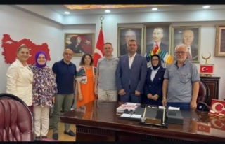 Başkan Dilek Başkan Sivrikaya’yı ziyaret etti