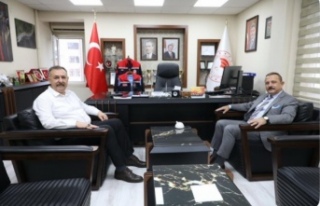 Başkan koçal İl müdürü kaplanı ziyaret etti
