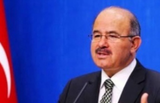 Çelik Üniversite camiasına zarar veriyorsunuz