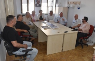 Enginyurt tüm emekliler Derneği’ni ziyaret etti.