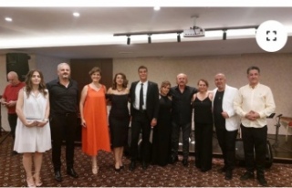 Karadeniz müzikleriyle dolu coşkulu bir gece