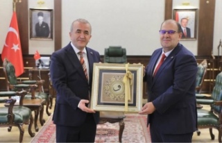 Müdür Karataş ,Vali Hatipoğlu’nu Ziyaret Etti