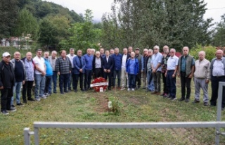Nizamettin Algan kabri başında anıldı