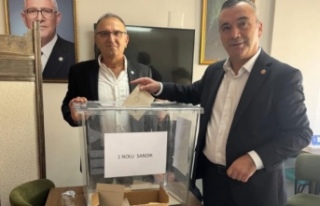 Biliyorum, iyi insanlar elbet bir gün gülümseyecekler