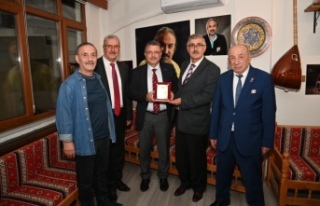 BAŞKAN GENÇ’TEN VOLKAN KONAK SANAT ODASI’NA...