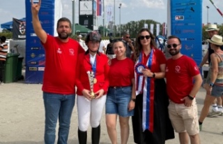 Trabzonlu Nazlı Doğa Demeli, Balkan Şampiyonu!