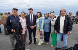 BAŞKAN KAYA, EMEKLİLERİ ÇANAKKALE’YE UĞURLADI