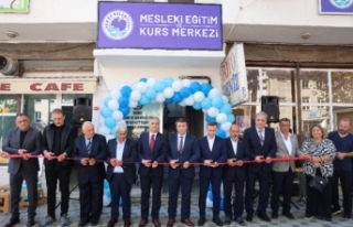 Yomra’da Mesleki Eğitim ve Kurs Merkezi Açıldı