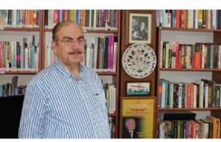 Agah Oktay Güner Hakka yürüdü