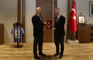 Başkan mumcu il müdürü Loğoğlu’nu ziyaret...