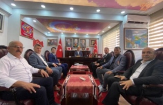 Başkan sarı Başkan Sivrikaya’yı ziyaret etti