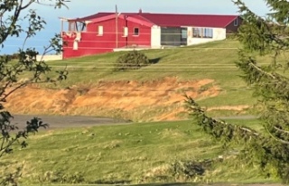 Belediye yayladaki binaları yıkar gibi göründü