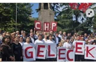 CHP Trabzon’da Kuruluşunun 102. Yıldönümünü Kutladı