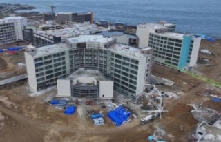 Şehir Hastanesi’nde köşe kapmaca başladı.