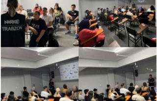 Trabzon polisi Sürücü kursları’nda.