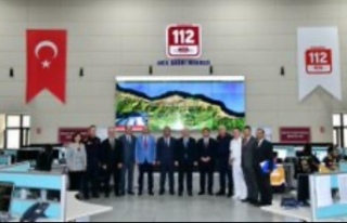 Vali Yıldırım 112 komuta kontrol Merkezi’nde