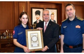 Vali Yıldırım itfaiyecilik haftasını kutladı