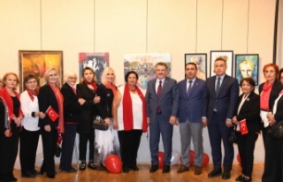 BAŞKAN GENÇ: “CUMHURİYET RUHUNU SANATLA YAŞATIYORUZ”