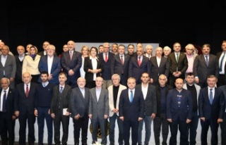 BAŞKAN GENÇ: TÜRKÇEMİZİ VE DİLİMİZİ KORUMAK...