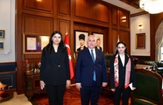 Bayan Kaymakamlar Vali Yıldırım’ı ziyaret ettiler.