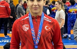 BÜYÜKŞEHİR SPORCUSUNDAN GURURLANDIRAN BAŞARI