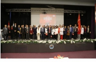 Cumhuriyeti kutluyoruz