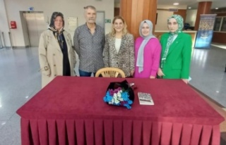 Eğitimci Ahmet Selimoğlu‘nun imza günü ilgi...