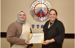 Kadın çiftçilere eğitim verildi.