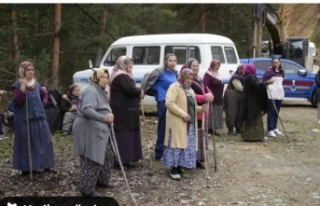 Köy kadınları köylerine sahip çıkıyorlar