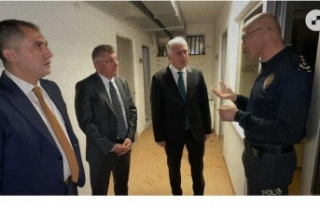 Of İlçe Emniyet Müdürlüğü Nezarethanelerinde...