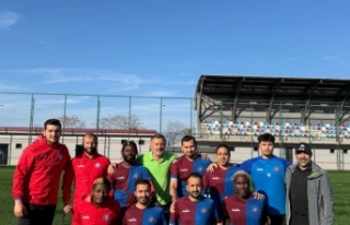 AMPUTE FUTBOL TAKIMI İDDİALI BAŞLAMAK İSTİYOR