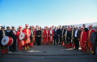 BAŞKAN GENÇ: TRABZON, TARİHİ ŞANLA, ŞEREFLE...