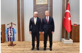 Bölge Müdürü Cevher, İl Müdürü Loğoğlu‘nu...