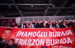 CHP’li gençler İmamoğlu burada Trabzon burada.