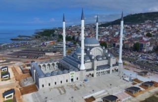 Hanife Hatun Camii’nde cuma günü icazet var
