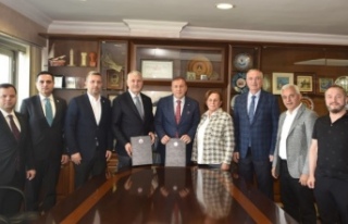 TTSO ile Sakarya TSO arasında Kardeş Oda Protokolü...