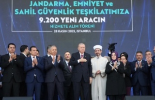 Vali Aziz Yıldırım, İstanbul'da Yeni Araçların...