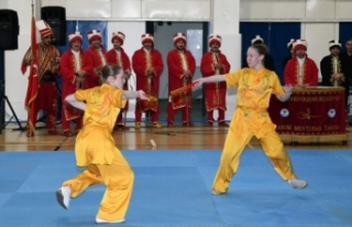 ŞAMPİYONLARIN GÖSTERİSİ NEFES KESTİ