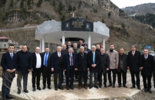 BAŞKAN GENÇ, ÇAMLIKTEPE’DE AFET BÖLGESİNİ...