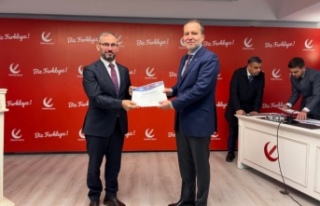 Trabzon teşkilatına Genel Başkan Erbakan'dan...