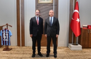 Başkan Av. Orhan il emniyet müdürü Loğoğlu’nu...