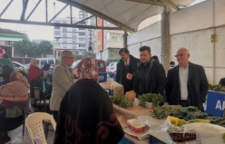 Başkan Av. Şahin köroğlu Çarşı pazar geziyor.