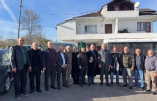 Başkan batmaz mahalleleri arşınlıyor.