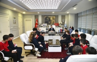 BAŞKAN KAYA’DAN ÖĞRENCİLERE TAVSİYELER