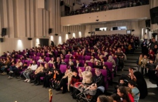 BÜYÜKŞEHİR'İN KÜLTÜR-SANAT ETKİNLİKLERİNE...