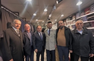 CHP’liler çarşı pazar geziyorlar