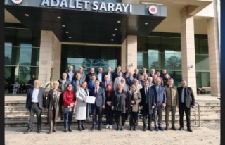 İYİ’ler Mazbataların Aldılar