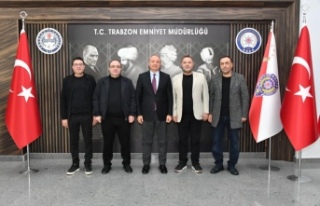 Konyaspor Yönetiminden İl Emniyet Müdürü Loğoğlunu...